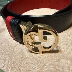 Gucci Red and Black Leather Belt with Gold-Tone Buckle
